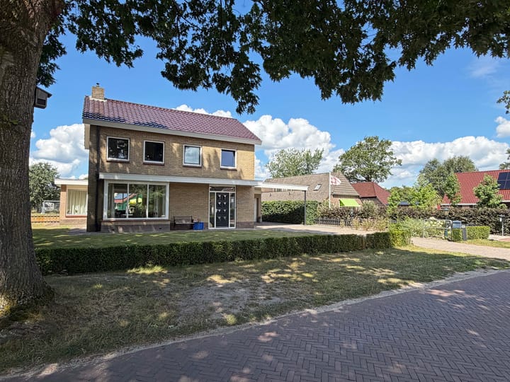 Vrijstaande woning te koop: Hoofdweg 26A, Coevorden