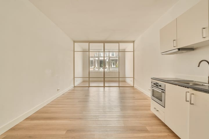 Studio te koop: Haarlemmerdijk 78A, Amsterdam
