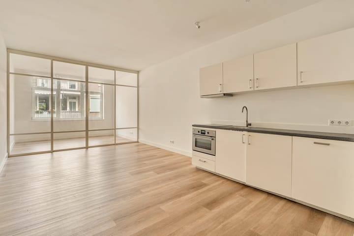 Studio te koop: Haarlemmerdijk 78A, Amsterdam