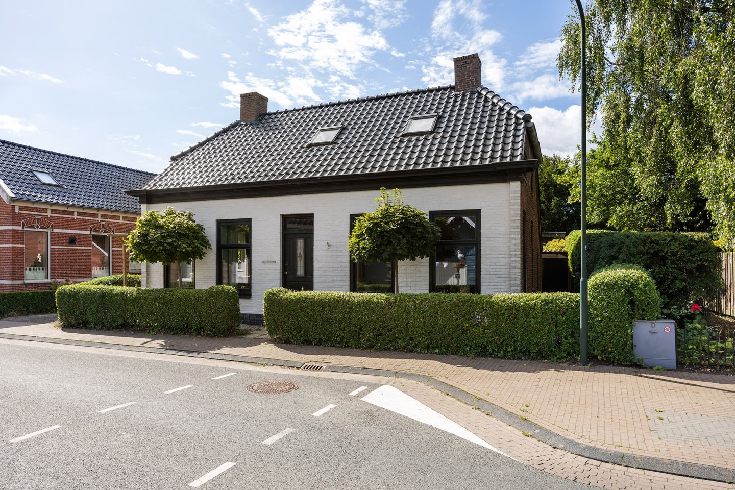 Photo 1 of Mernaweg 81