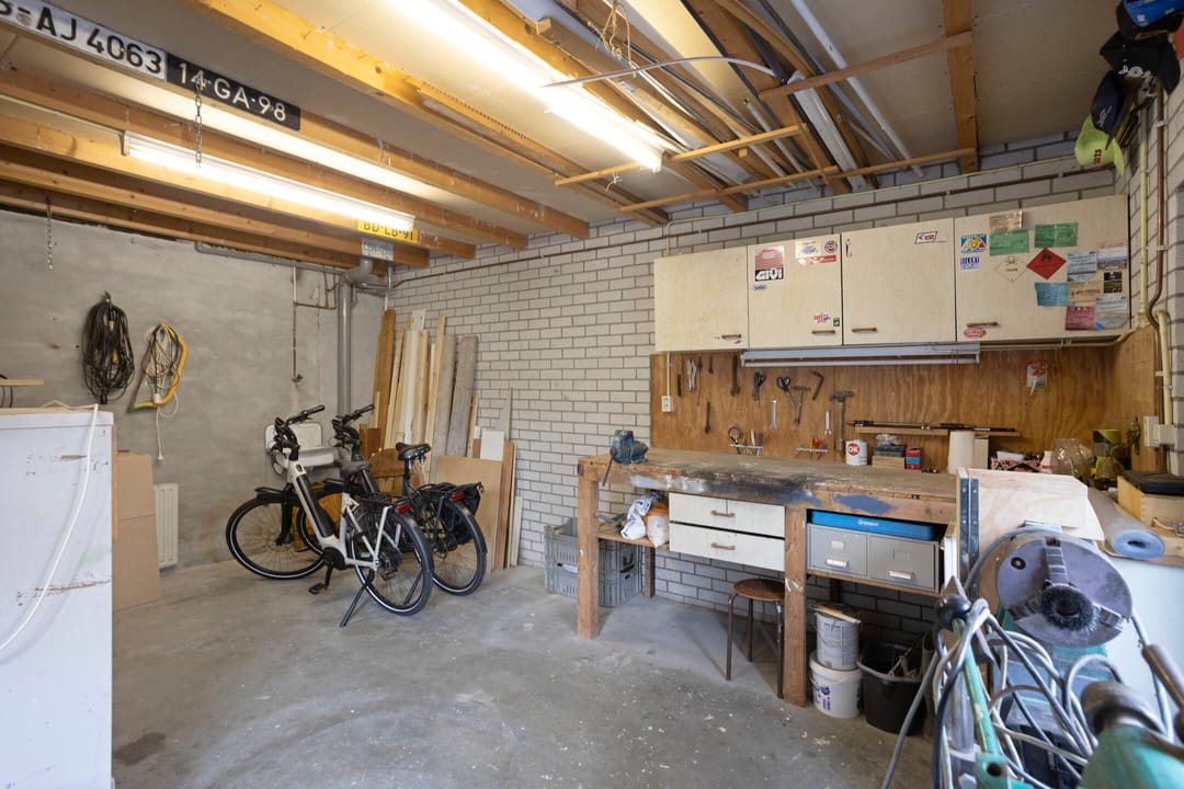 Foto 43 van Oostwal 83