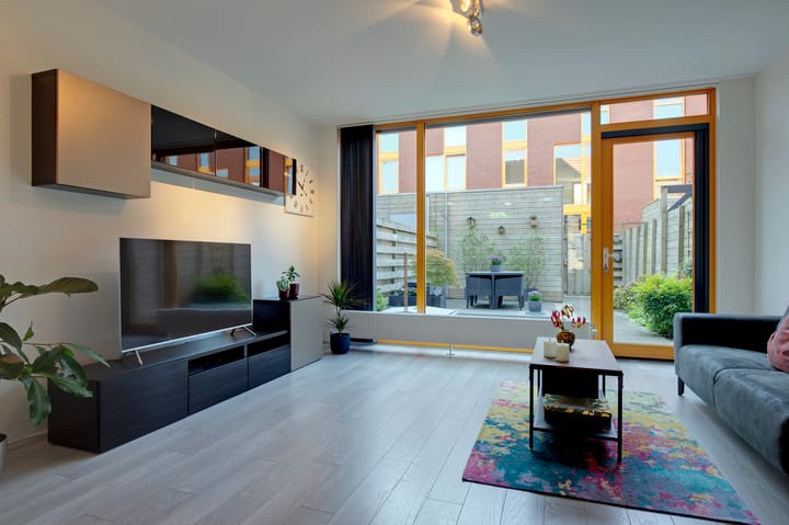Tussenwoning te koop: Pelikaanstraat 4, Groningen