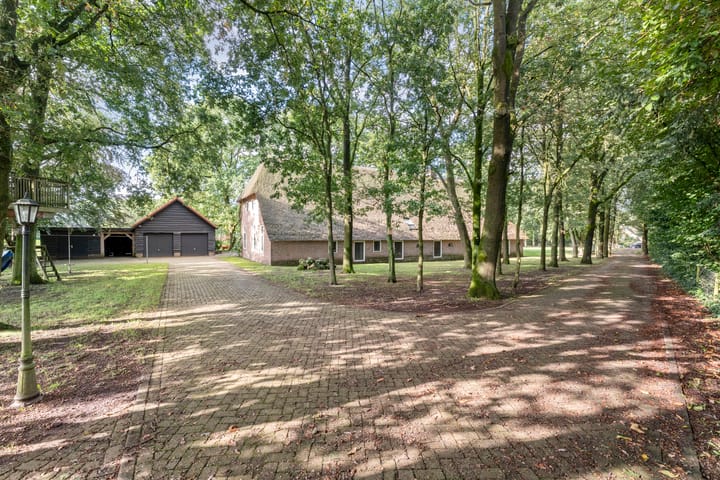 Vrijstaande woning te koop: Oud Veeningen 4, Veeningen