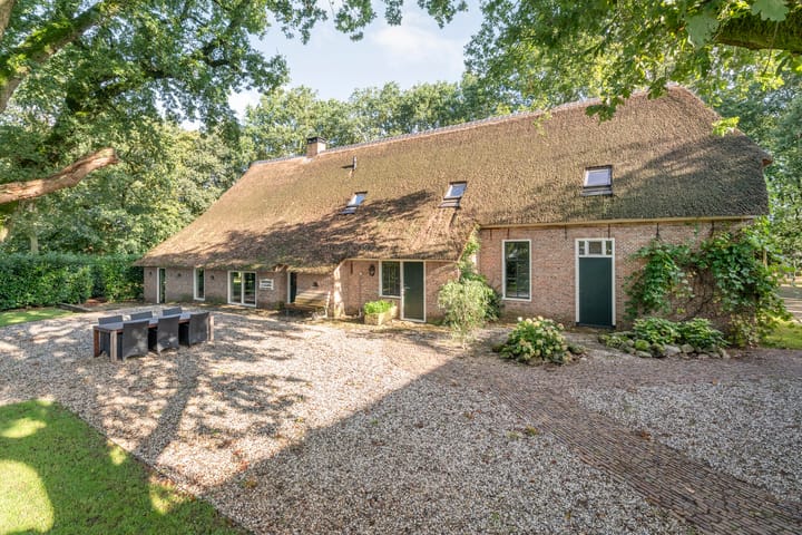 Vrijstaande woning te koop: Oud Veeningen 4, Veeningen