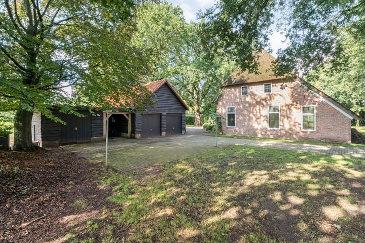 Vrijstaande woning te koop: Oud Veeningen 4, Veeningen