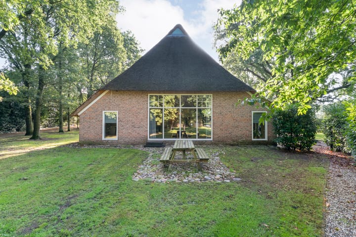 Vrijstaande woning te koop: Oud Veeningen 4, Veeningen