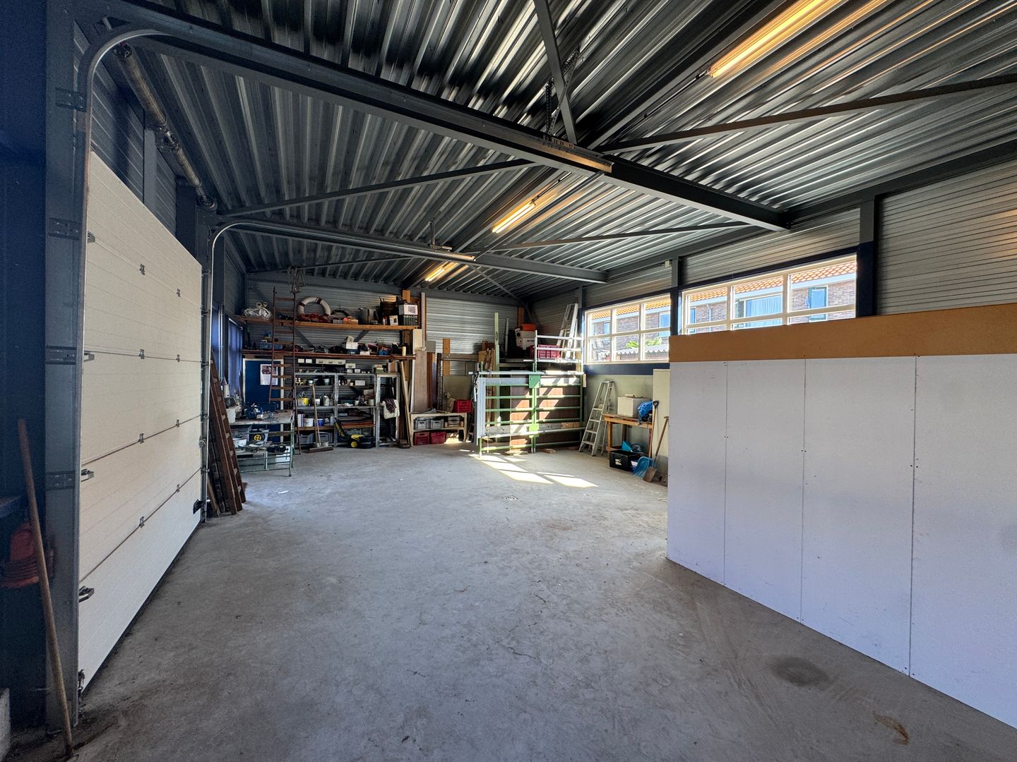 View photo 4 of Randweg 6-D