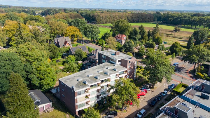 Foto 4 van Biesdelselaan 6-E