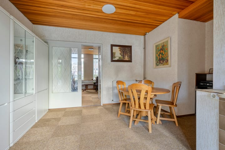 Tussenwoning te koop: Prins Bernhardlaan 79, Bergen Op Zoom