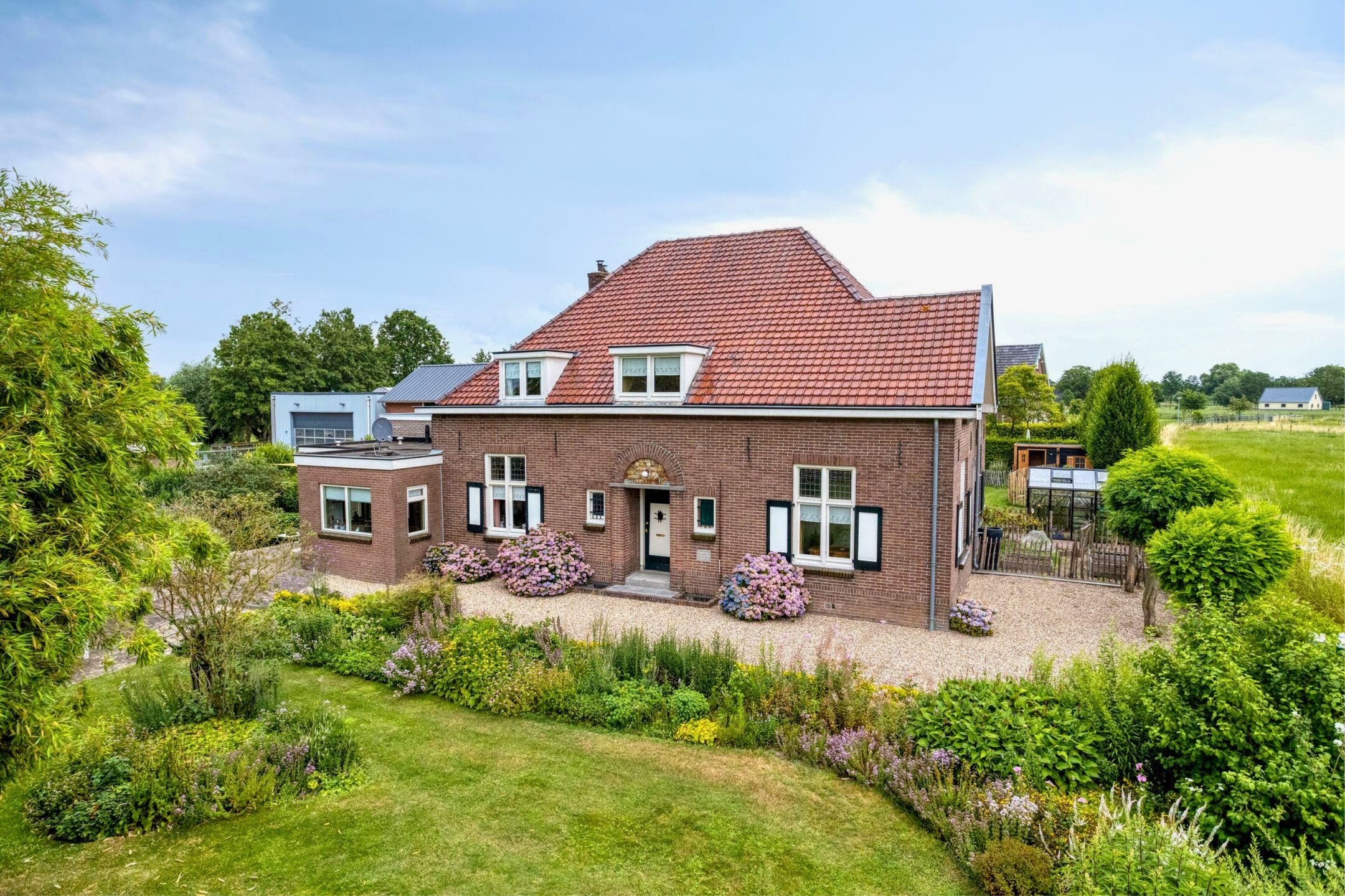 Photo 12 of Broekstraat 6