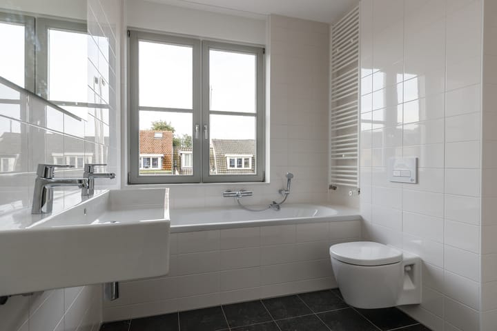 Tussenwoning te huur: Thoden van Velzenstraat 45, Zwolle