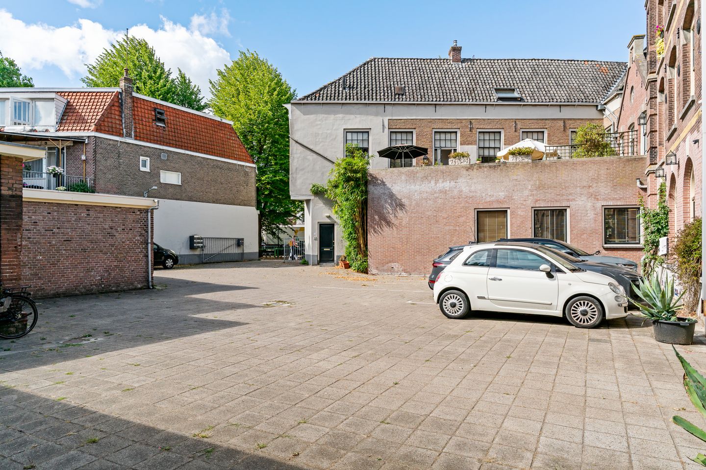 Bekijk foto 3 van Kazerneplein 3