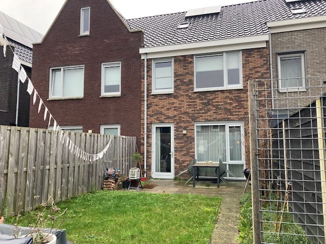 Foto 19 van Zijdehoenderlaan 60