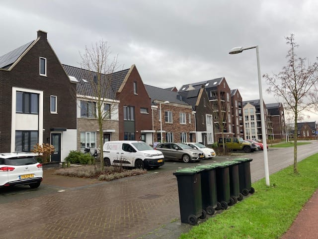 Foto 22 van Zijdehoenderlaan 60