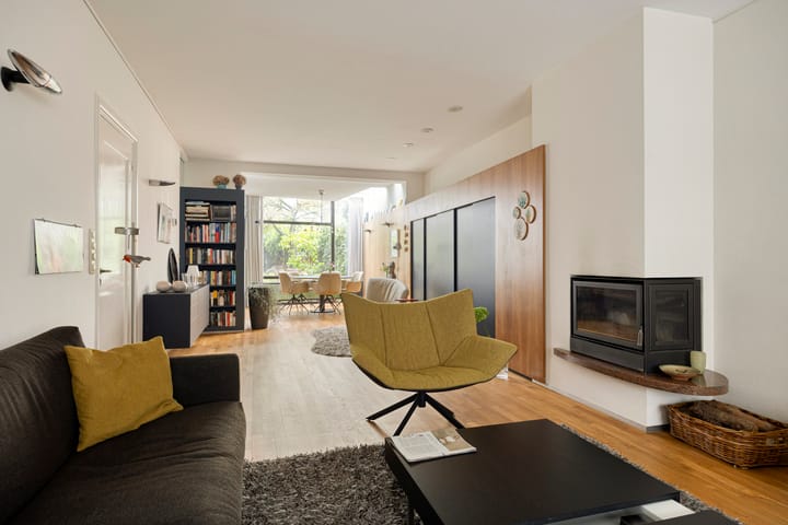 Tussenwoning te koop: Jan Pieterszoon Coenstraat 1E, Tilburg