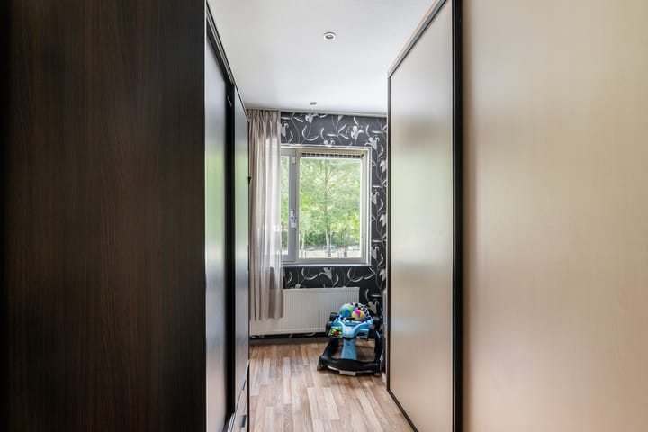 Tussenwoning te koop: Zierikzeestraat 23B, Rotterdam