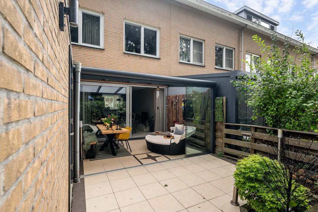 Photo 11 of Zierikzeestraat 23-B