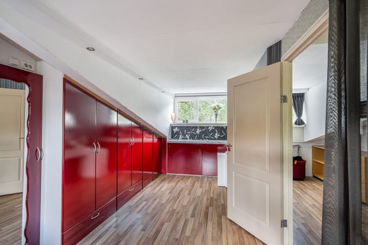 Tussenwoning te koop: Zierikzeestraat 23B, Rotterdam