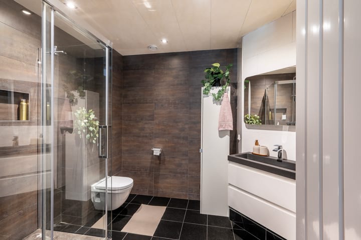Tussenwoning te koop: Zierikzeestraat 23B, Rotterdam