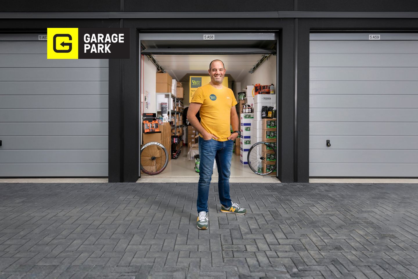 Bekijk foto 1 van GaragePark Almere-Haven