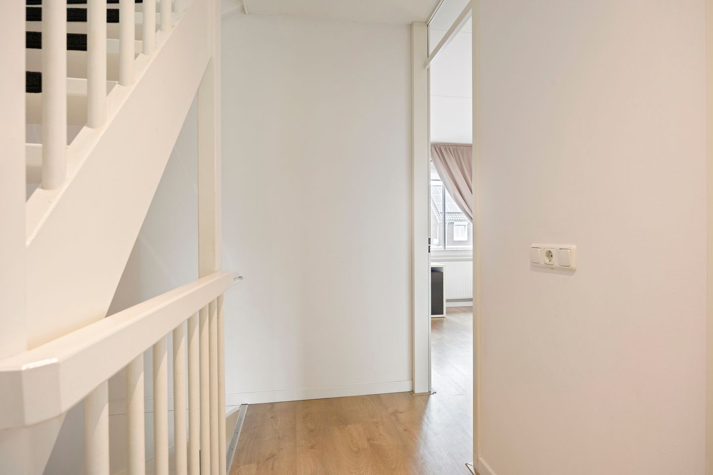 Foto 14 van Knelisroos 5