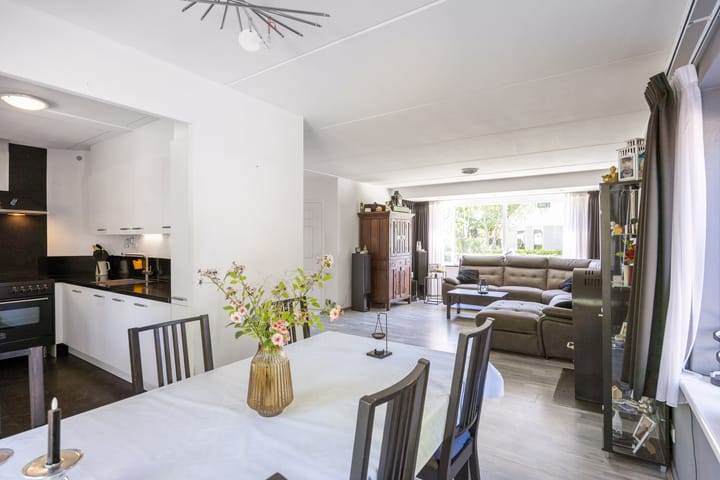 Vrijstaande woning te koop: A S Talmalaan 32, Marum