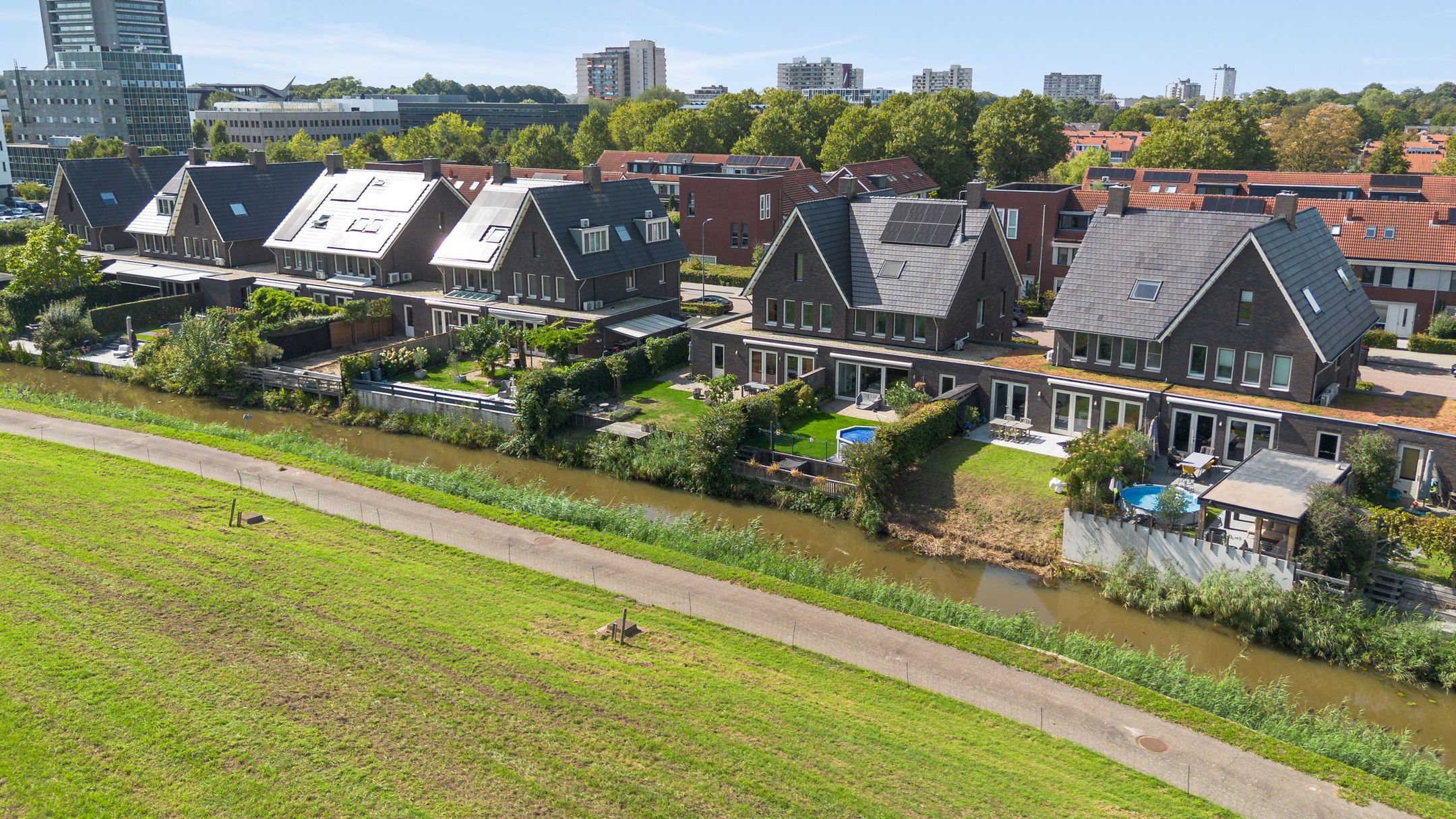 Photo 9 of Henriette R.Holstlaan 19