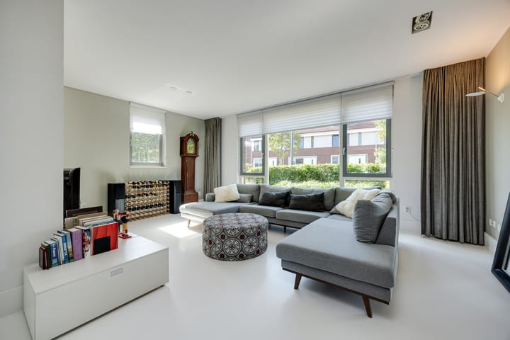 Tussenwoning te koop: Henriette R.Holstlaan 19, 'S-Hertogenbosch