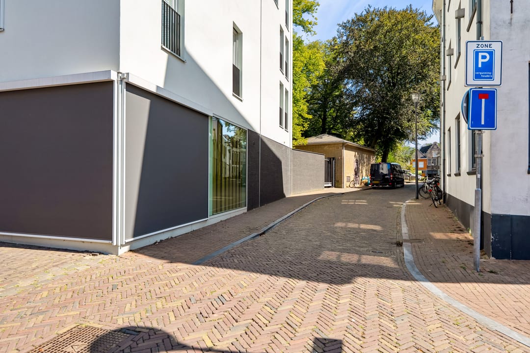 Foto 41 van Menno van Coehoornsingel 12-C