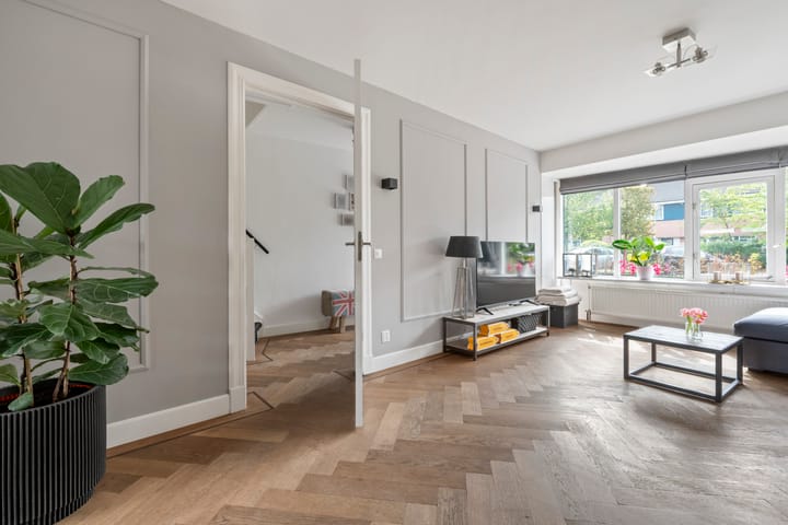 Tussenwoning te koop: Blekersveld 15, Overveen