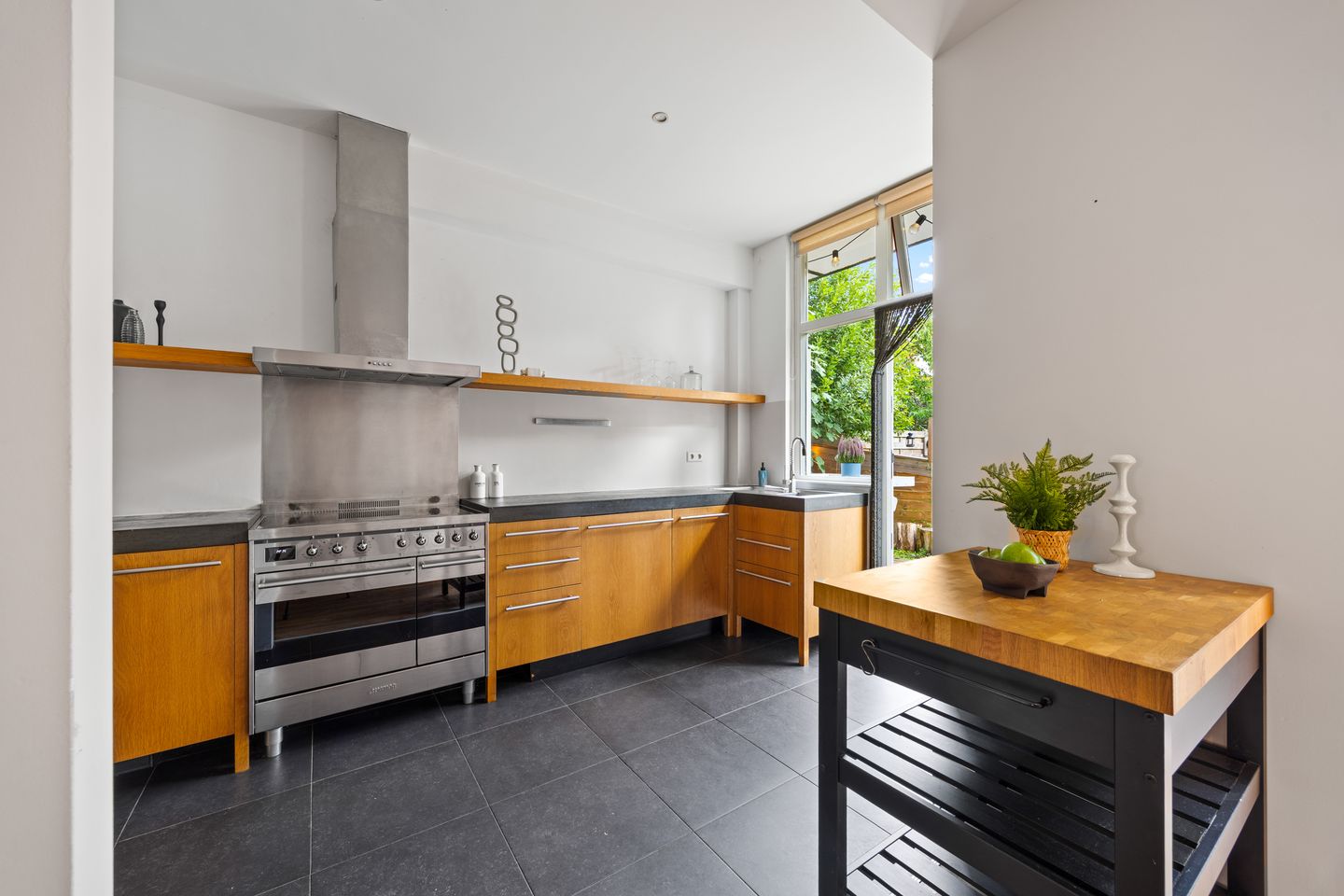 Photo 14 of Beukstraat 72