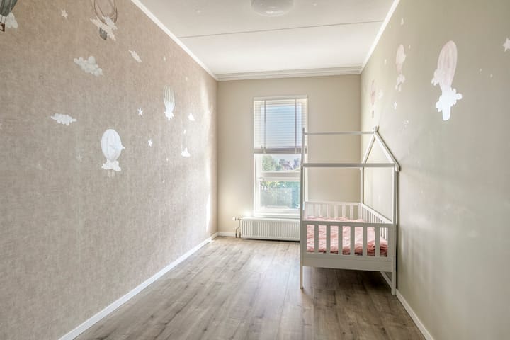 Tussenwoning te koop: Boelijn 150, Almere
