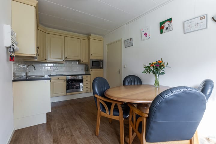 Twee-onder-één-kap te koop: Kattendijk 2, Halle