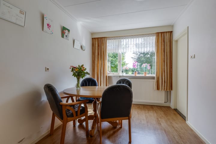 Twee-onder-één-kap te koop: Kattendijk 2, Halle