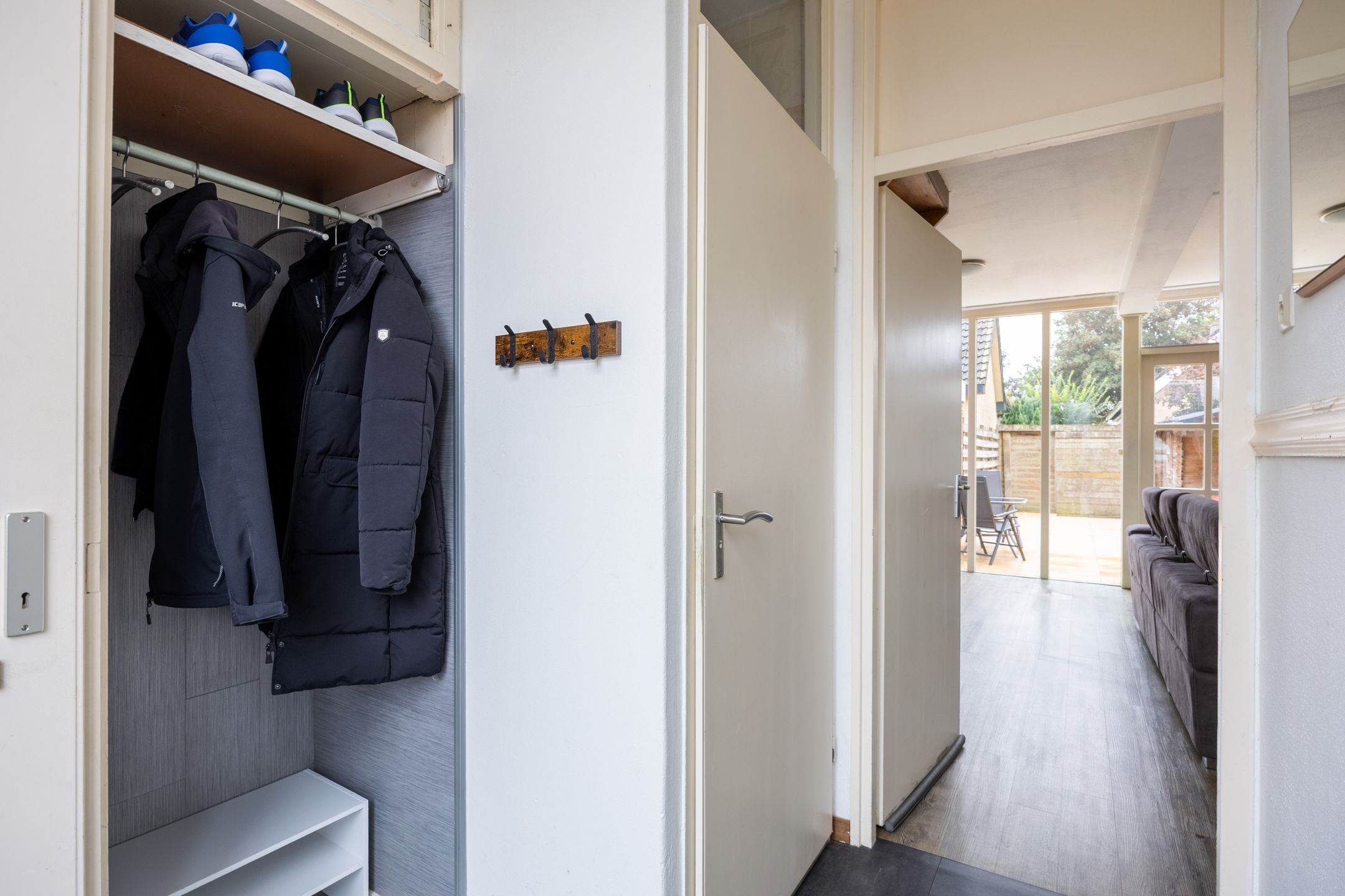 Photo 12 of Laweistraat 33