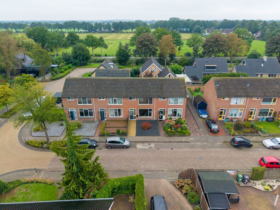Photo 8 of Laweistraat 33
