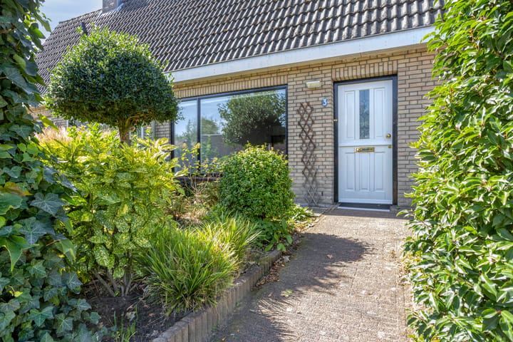 Photo 2 of Vinkenstraat 3