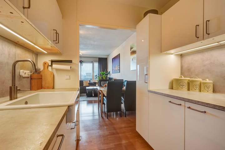 Appartement te koop: Croesinckplein 58, Zoetermeer
