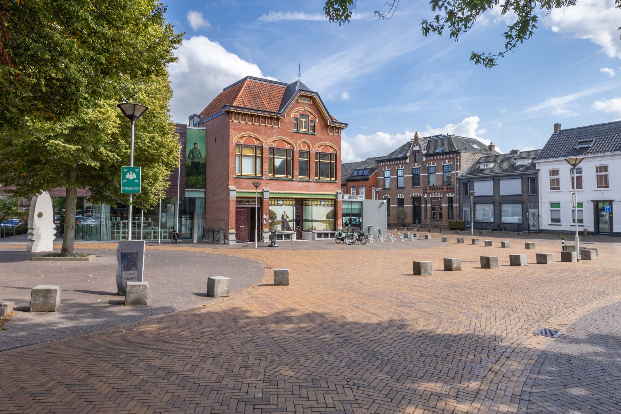 Photo 87 of Markt 16