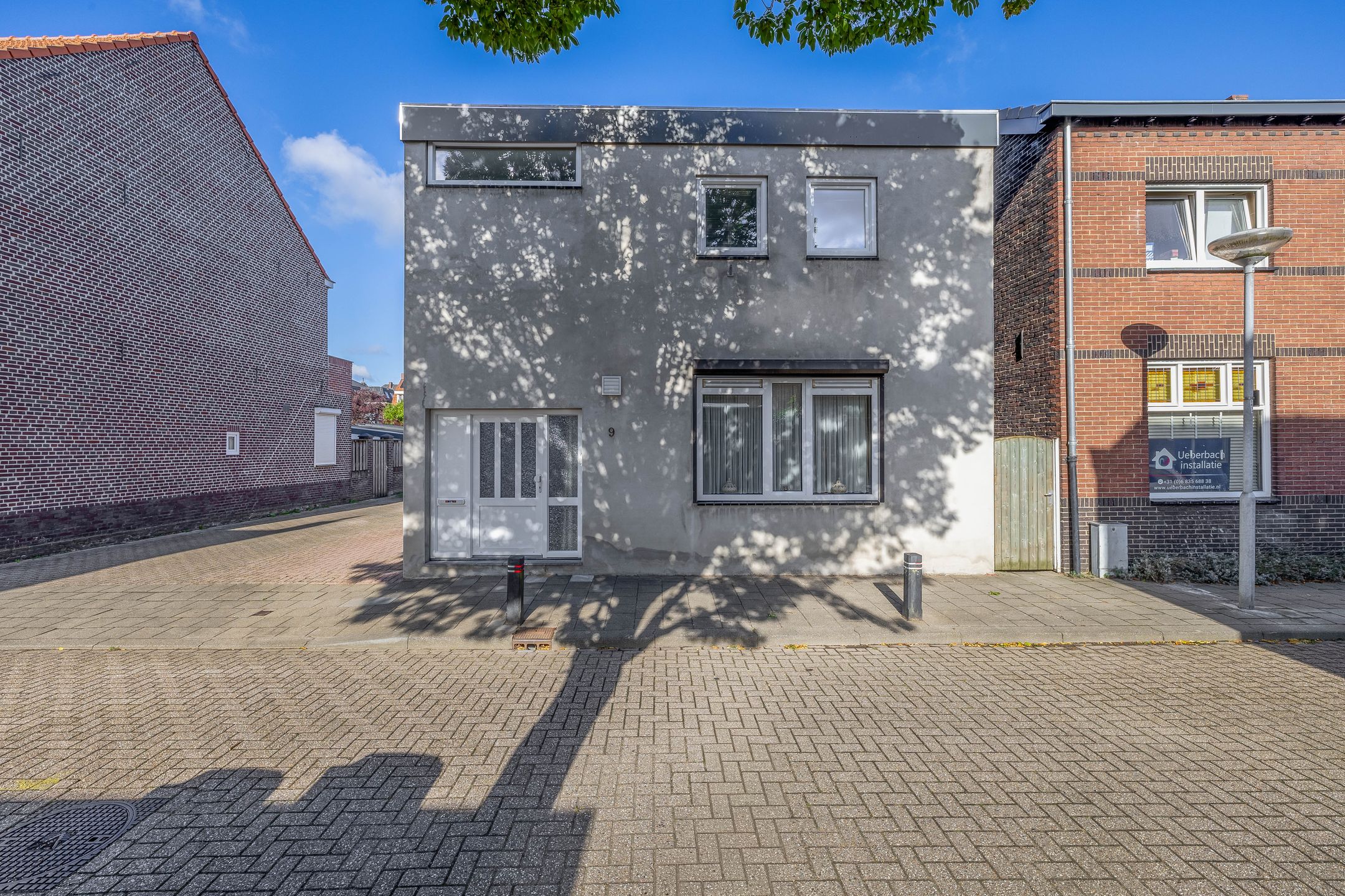van Laerstraat 9 