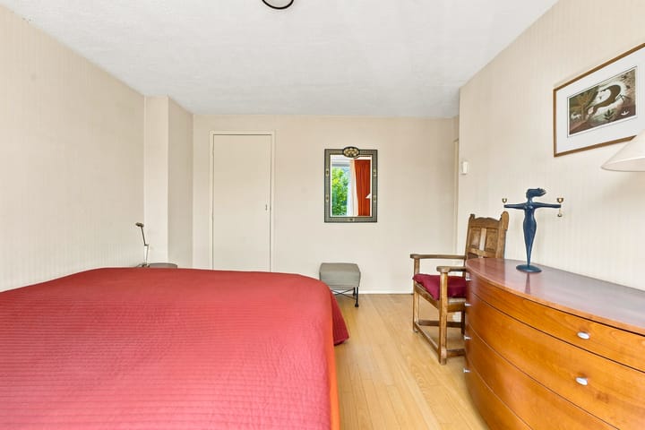 Tussenwoning te koop: Lindesingel 12, Rotterdam