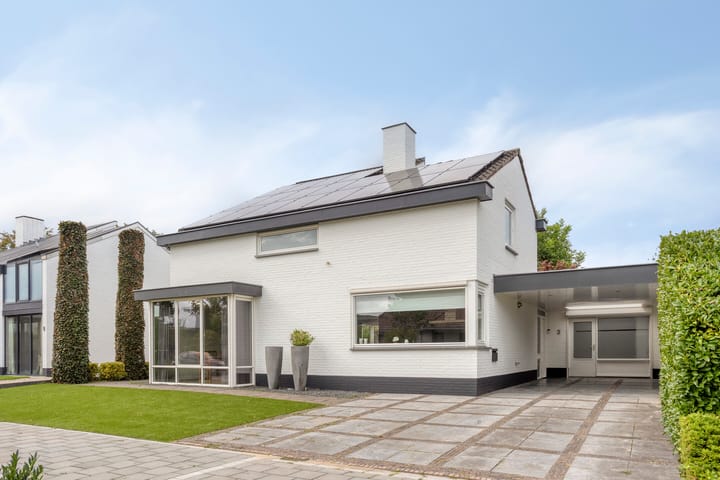 Vrijstaande woning te koop: Burg. Eliënsstraat 3, Veghel