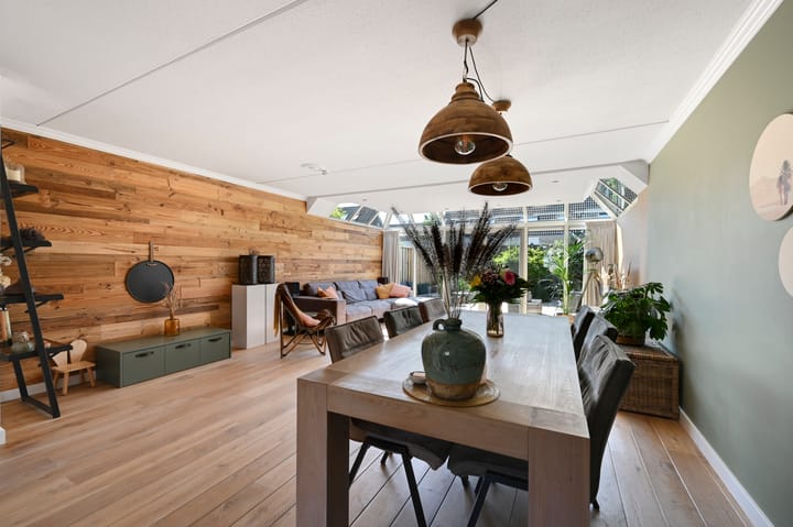 Tussenwoning te koop: Bergmolen 10, Maassluis