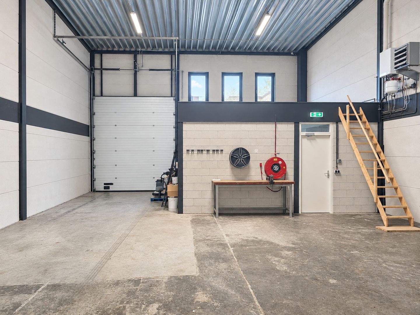Bekijk foto 2 van Christiaan Huygensweg 8-c