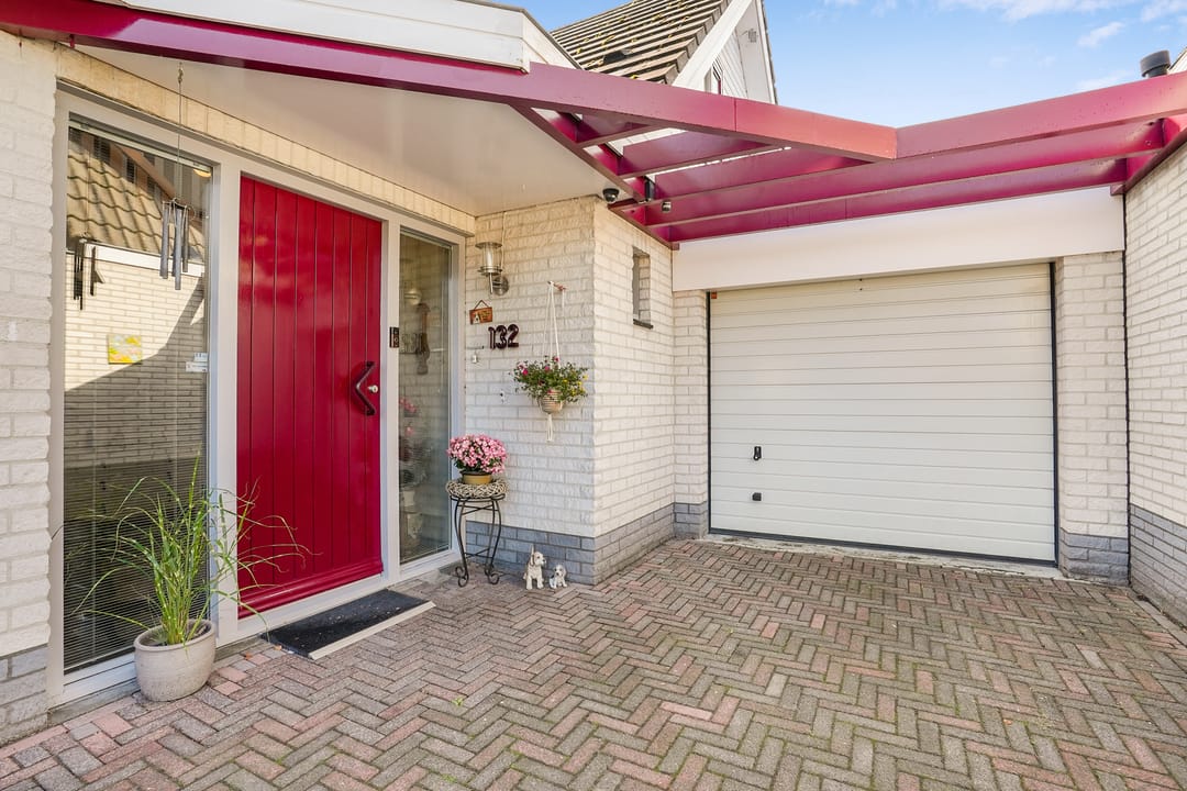 Photo 11 of Middellaan 132