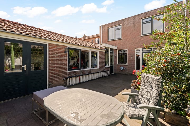 Twee-onder-één-kap te koop: Jacques Urlusstraat 44, Noordwijk (Zh)