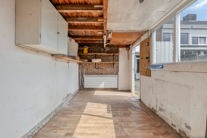 Tussenwoning te koop: Pater van den Elsenstr 23, Valkenswaard