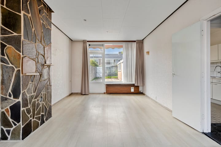 Tussenwoning te koop: Pater van den Elsenstr 23, Valkenswaard