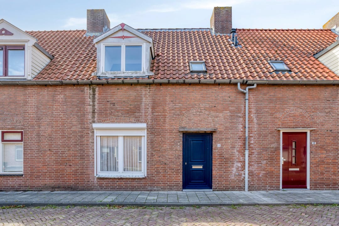 Photo 1 of Frederik Hendrikstraat 13