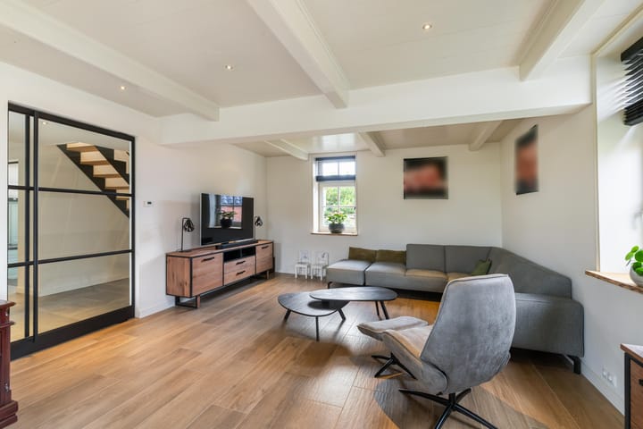 Vrijstaande woning te koop: Ossenlaan 2, Leermens